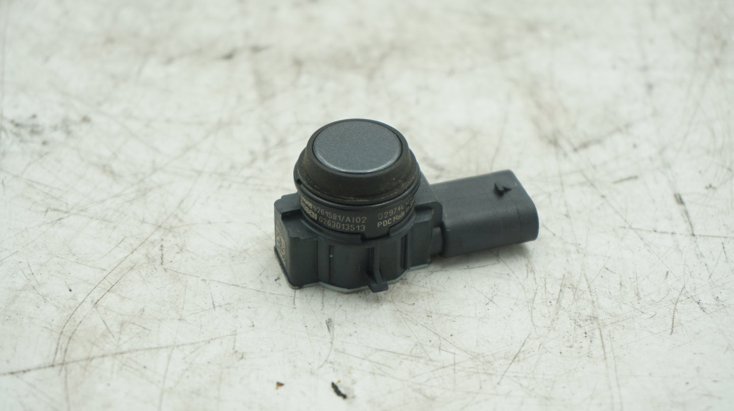 BMW F20 F21 F30 F31 F32 F33 F80 FRONT PARKING SENSOR 9261581