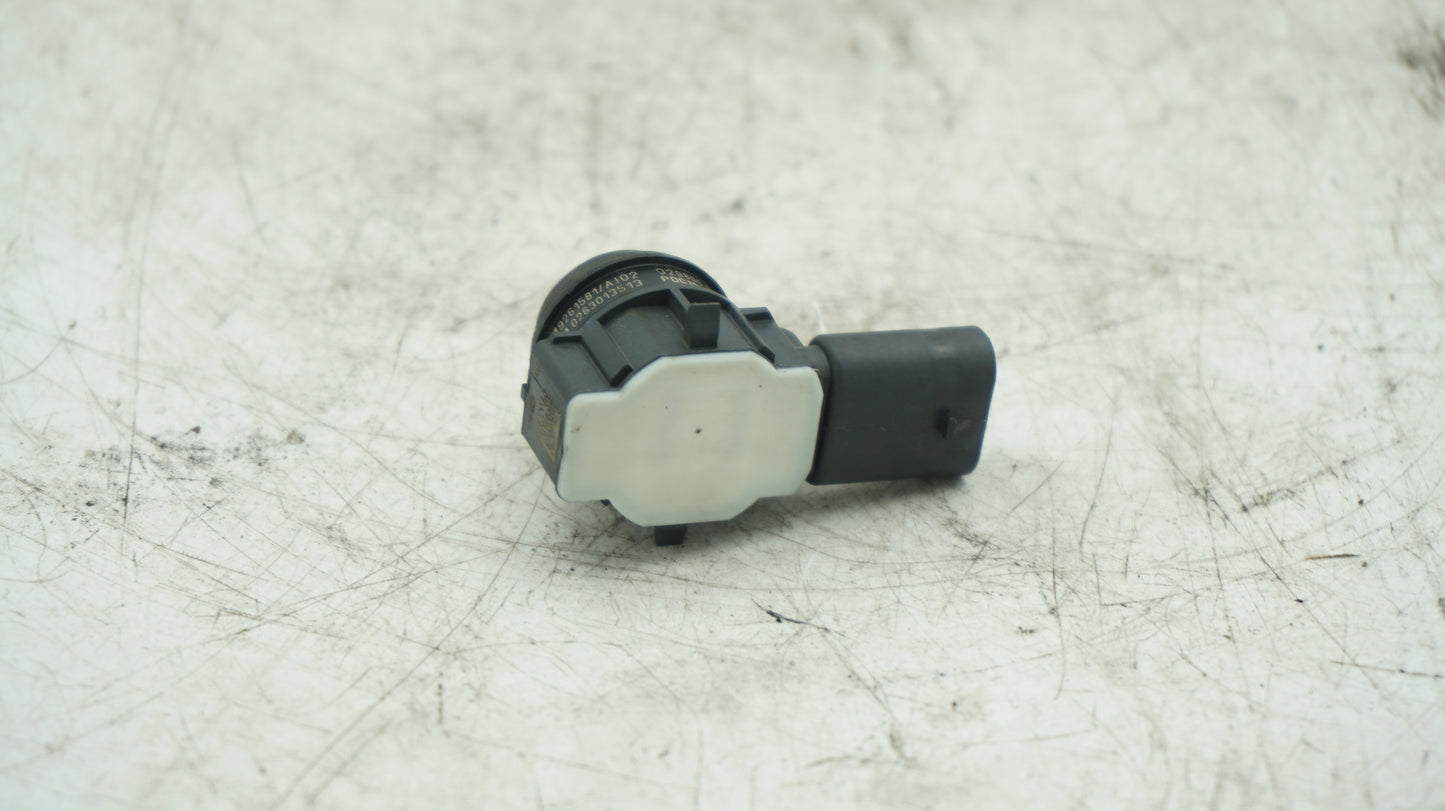 BMW F20 F21 F30 F31 F32 F33 F80 FRONT PARKING SENSOR 9261581