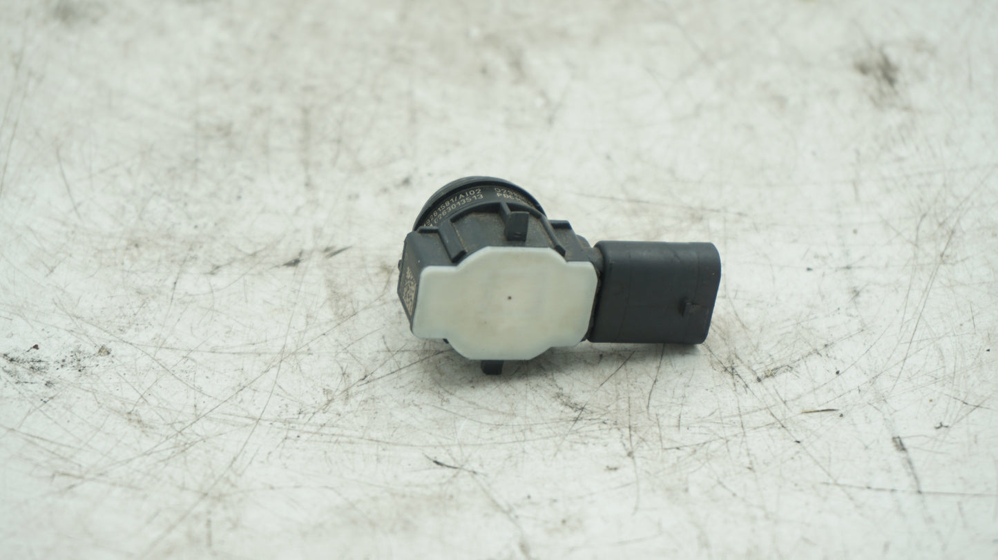 BMW F20 F21 F30 F31 F32 F33 F80 FRONT PARKING SENSOR 9261581