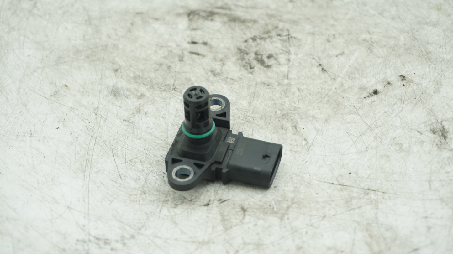 BMW AIR INTAKE FLOW MAP PRESSURE SENSOR 7599042