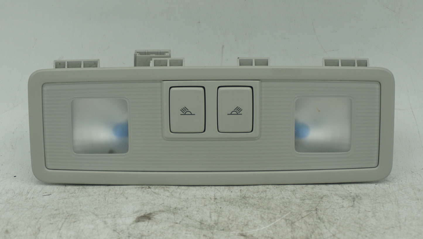 VW GOLF MK7 REAR INTERIOR ROOF READING LIGHT 5G0947291