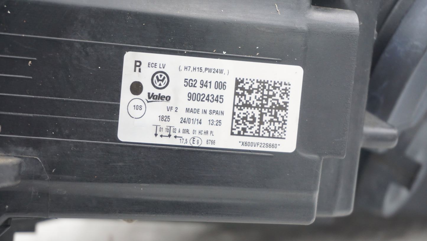 VW GOLF MK7 FRONT RIGHT HEADLIGHT 5G2941006