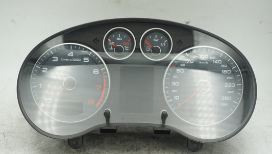 AUDI A3 8P SPEEDOMETER/INSTRUMENT CLUSTER 8P0920932Q