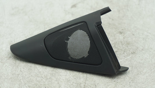BMW 3 SERIES E92 E93 FRONT RIGHT DRIVERS TWEETER SPEAKER COVER 7184198