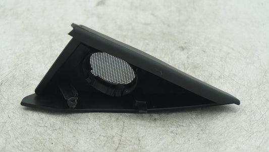 BMW 3 SERIES E92 E93 FRONT RIGHT DRIVERS TWEETER SPEAKER COVER 7184198