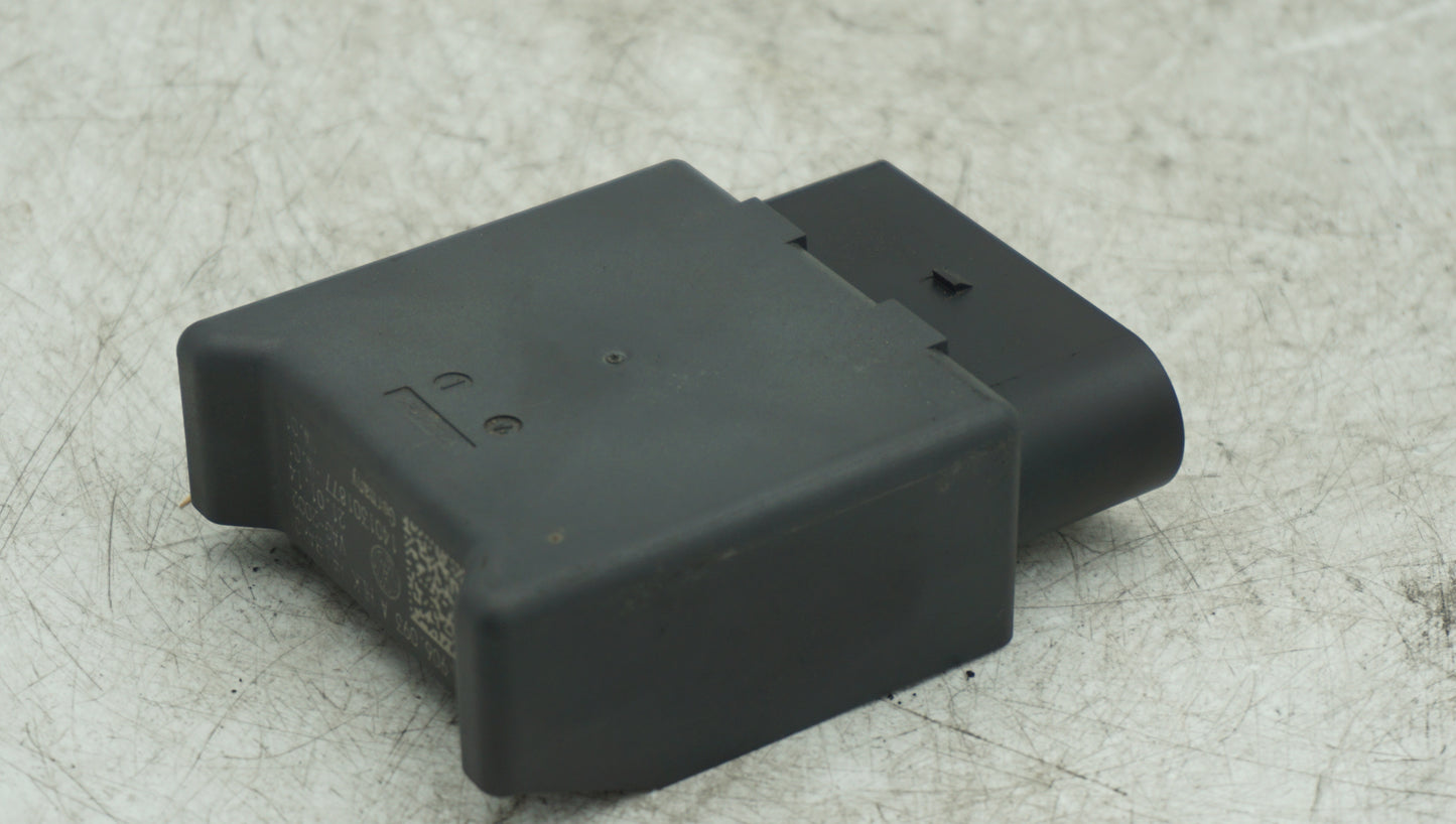 VW GOLF MK7 FUEL PUMP CONTROL MODULE 5Q0906093