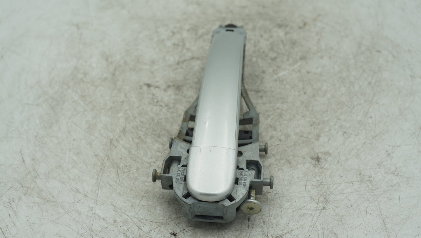 VW GOLF MK5 REAR RIGHT DOOR HANDLE 5J0837886