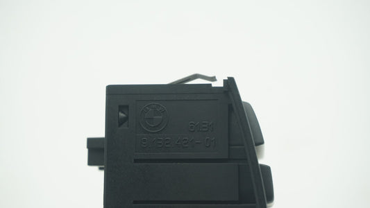 BMW 3 SERIES E90 CENTRAL LOCKING HAZARD SWITCH 9132421 - LRI Autoparts
