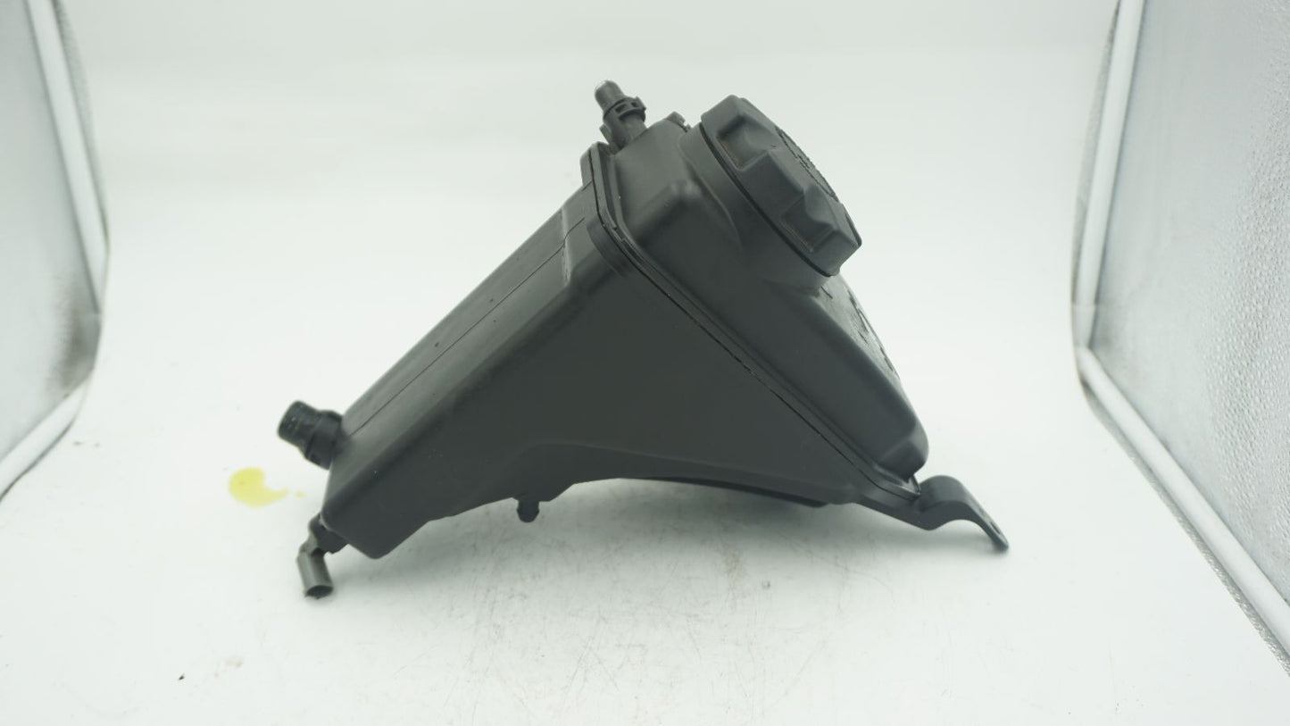 OEM BMW 1 3 X SERIES COOLANT EXPANSION TANK 7567462