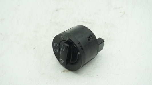 VOLKSWAGEN GOLF MK5/6 HEADLIGHT TOGGLE SWITCH 1K0941431AS