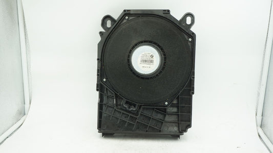 BMW E82 E87 E88 E90 E91 E92 LEFT PASSENGER UNDER SEAT SUBWOOFER 9143986
