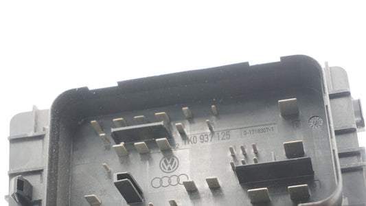 VW GOLF V AUDI A3 8P 1K0937125 BOX RELAYS/FUSES