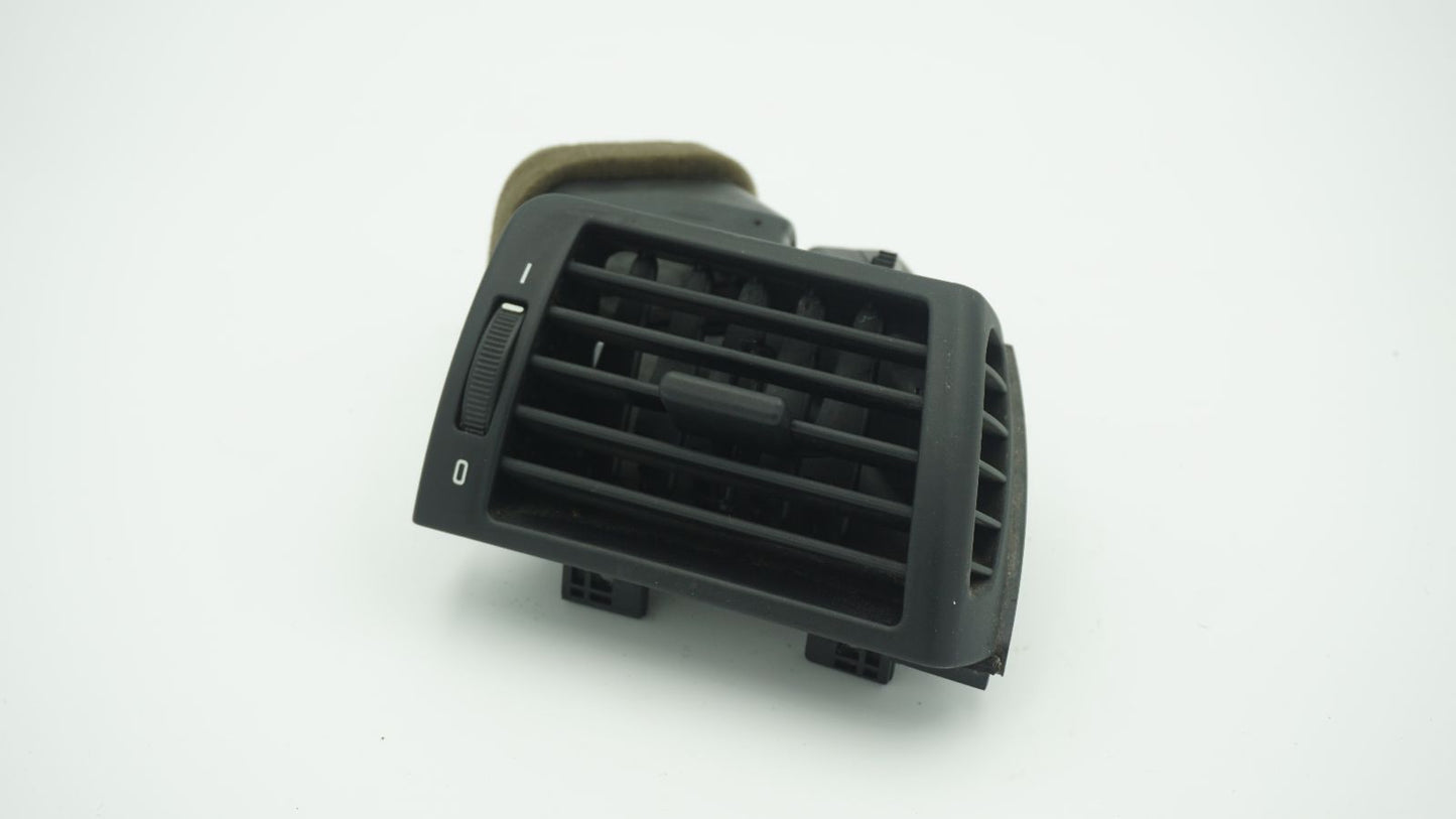 BMW E46 3 SERIES RHS DASH AIR VENT OEM 8361898