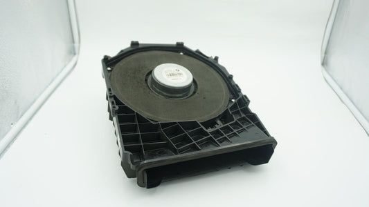BMW E82 E87 E88 E90 E91 E92 LEFT PASSENGER UNDER SEAT SUBWOOFER 9143233