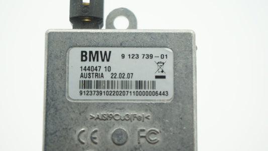 BMW E90 E60 E70 USB HUB ANTENNA CONTROL UNIT 9123739