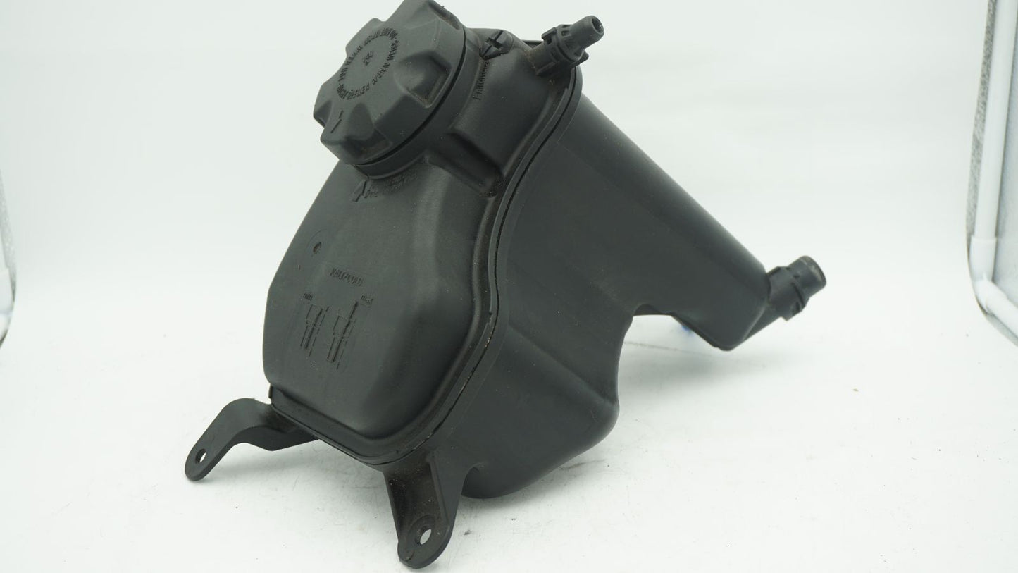 OEM BMW 1 3 X SERIES COOLANT EXPANSION TANK 7607482