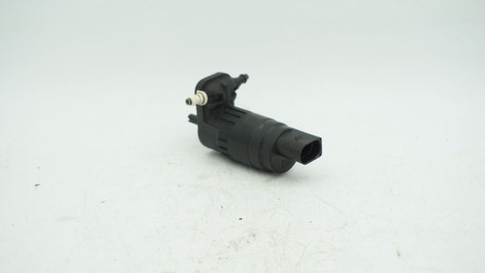 VOLKSWAGEN AUDI WINDSHIELD WASHER PUMP 1K695565