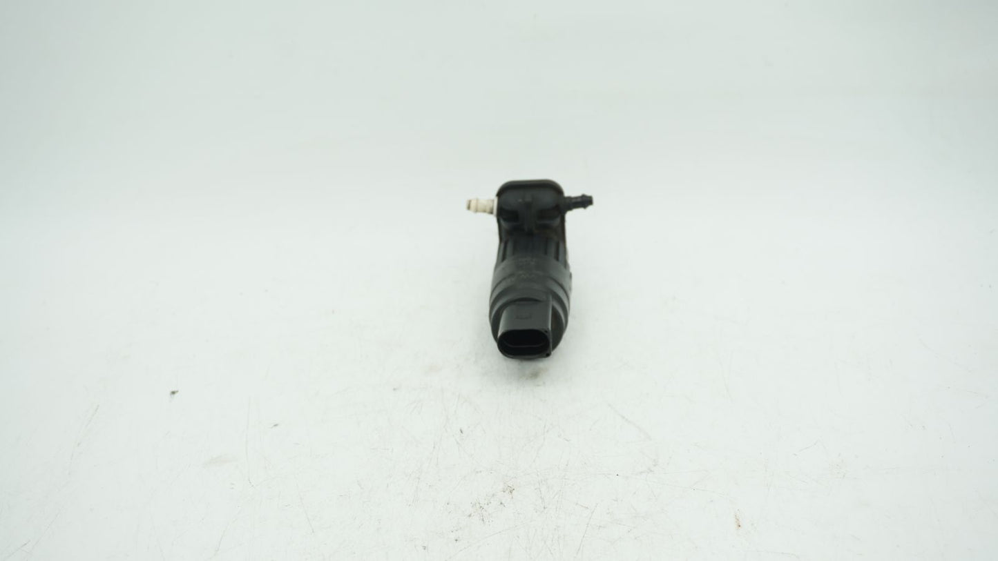 VW AUDI WINDSHIELD WASHER PUMP 1K6955651