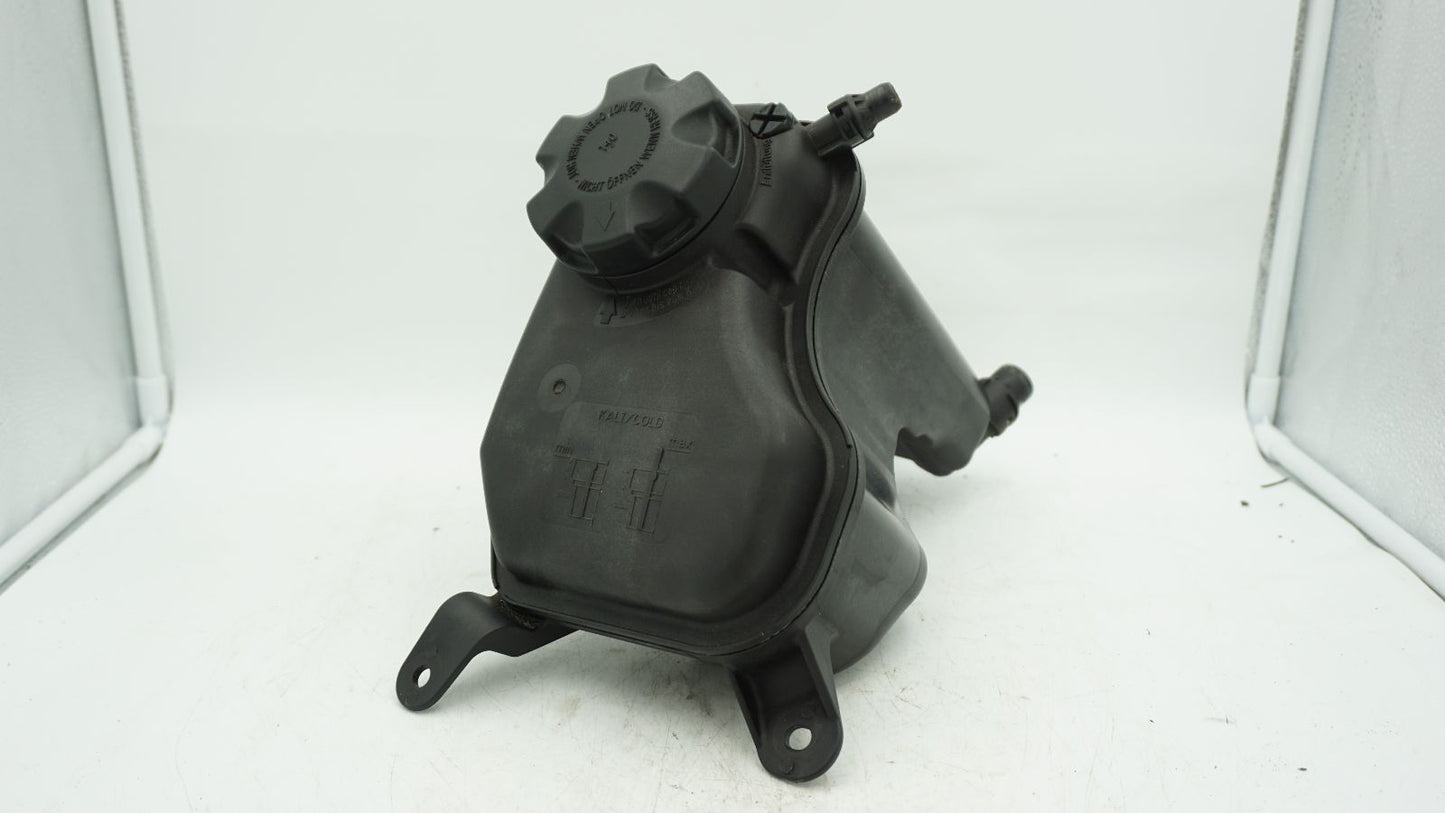 OEM BMW 1 3 X SERIES COOLANT EXPANSION TANK 7607482