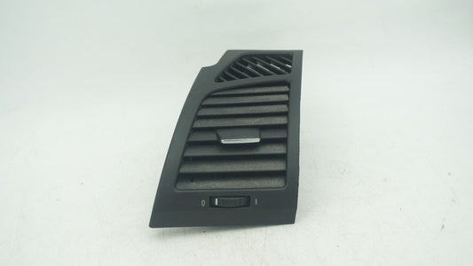 BMW E82 E87 E88 LEFT AIR VENT 7059187