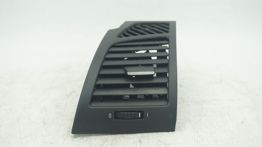 BMW E82 E87 E88 LEFT AIR VENT 7059187