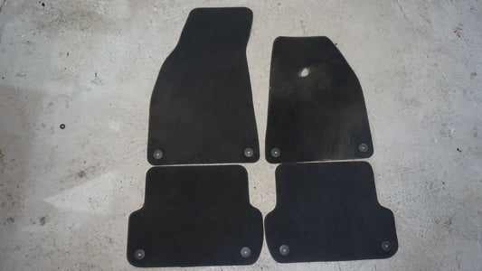 GENUINE AUDI A4 B7 FLOOR MATS BLACK