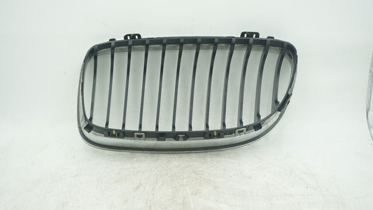 BMW 3 SERIES E90 E91 RHS CHROME KIDNEY GRILLE 7201970