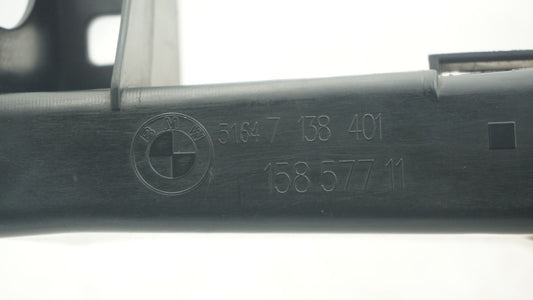 BMW 3 SERIES E90 LCI LHS PASSENGER HEADLIGHT BRACKET 7138401