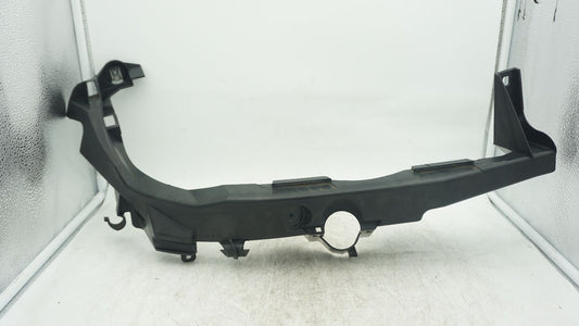 BMW 3 SERIES E90 LCI RHS DRIVERS HEADLIGHT BRACKET 7138402