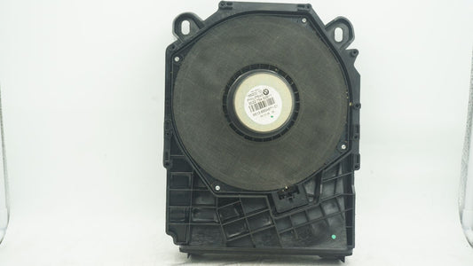BMW E82 E87 E88 E90 E91 E92 LEFT PASSENGER UNDER SEAT SUBWOOFER 6954871