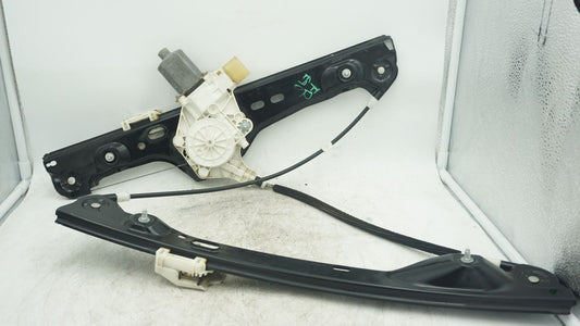 BMW 3 SERIES E90 RHS FRONT DRIVERS WINDOW REGULATOR 7060266