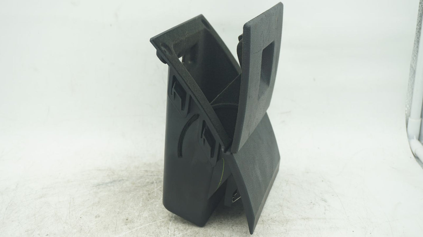BMW 3 SERIES E90 DRIVERS SIDE FOLDING BOX 7132866