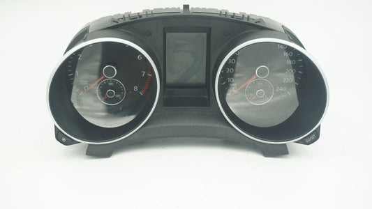 VOLKSWAGEN GOLF MK6 SPEEDOMETER DASH CLUSTER 5K0920872