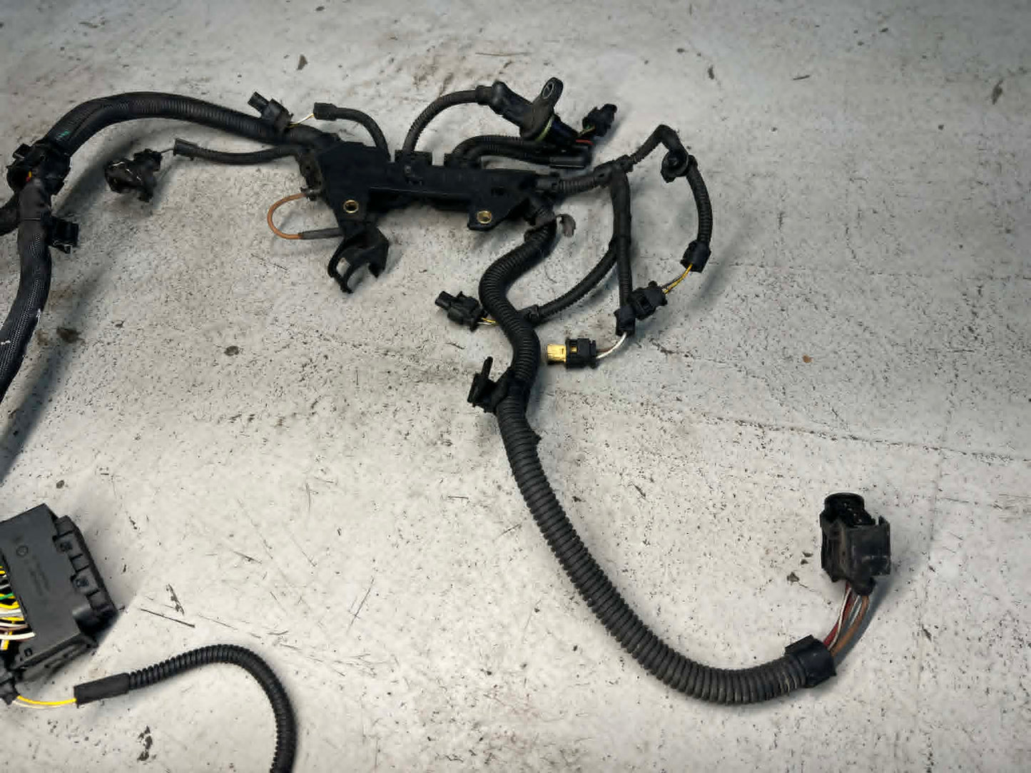 BMW F10 / F20 / F30 N20 Engine Wiring Harness Sensor System Module 2 - 7641661 - LRI Autoparts