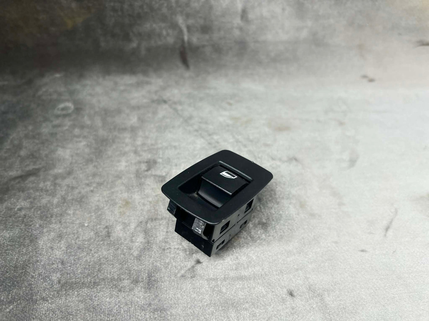 BMW 1 3 X F-SERIES REAR WINDOW SWITCH 9208106