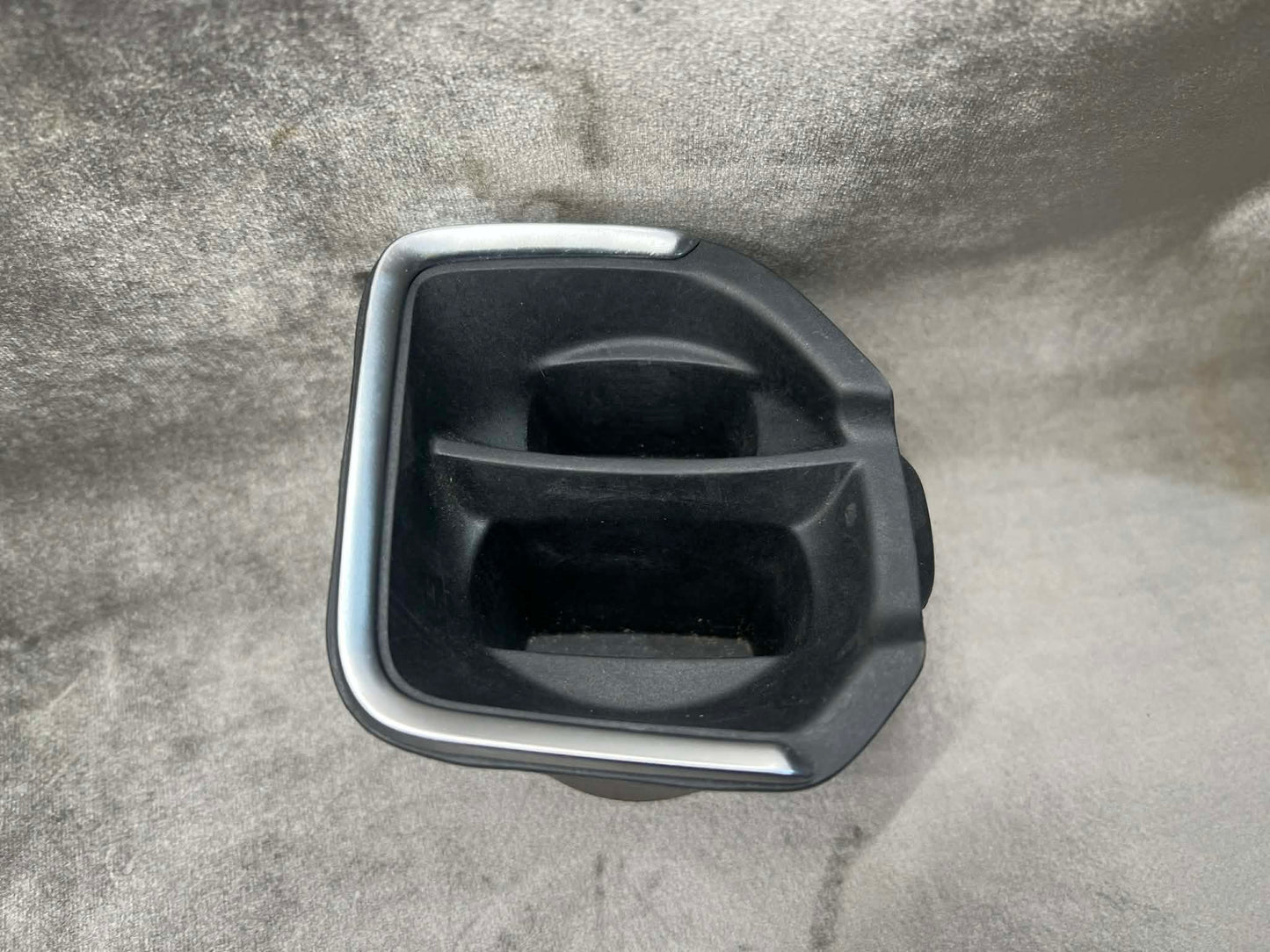 BMW 1 2 SERIES F20 F21 F22 F23 DRIVERS SIDE CUP KEY HOLDER/STORAGE INSERT 9257207