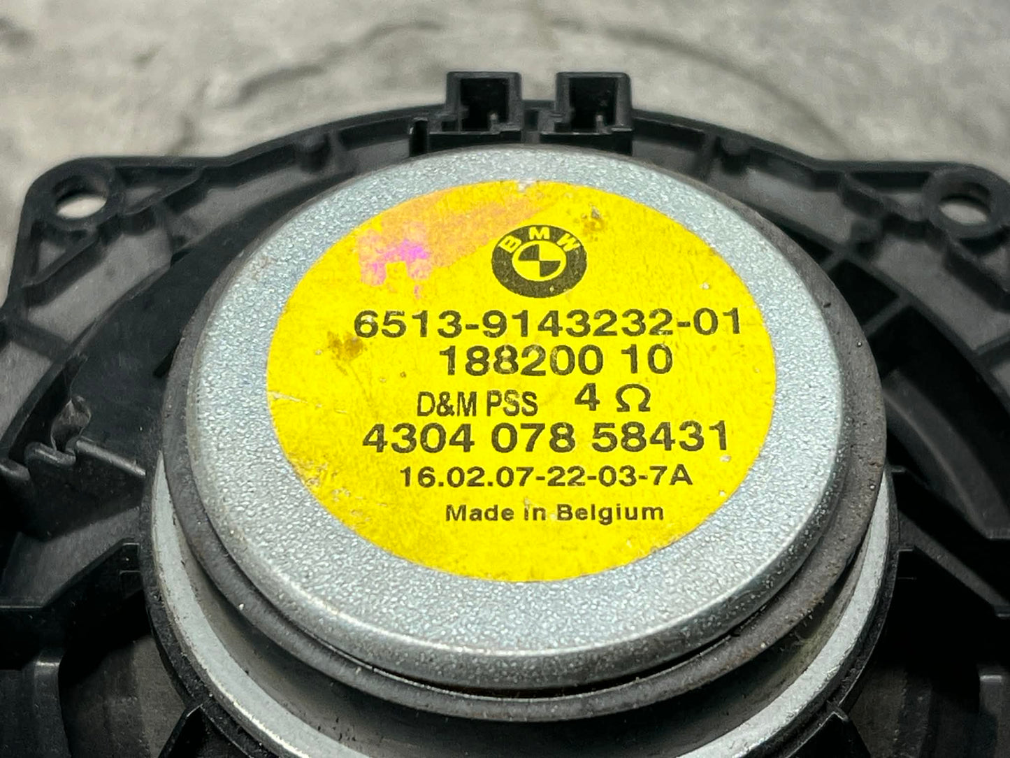 BMW E90 E91 E92 E93 Front Door Mid-Range Speaker - 65139143232