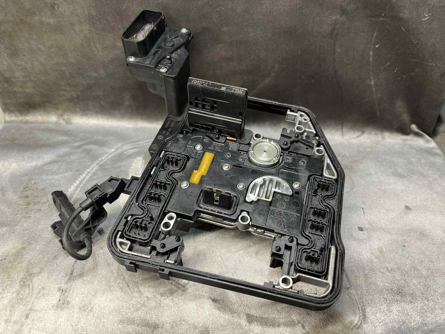 VOLKSWAGEN AUDI 0AM DSG TRANSMISSION MECHATRONICS TCU 0AM927769K