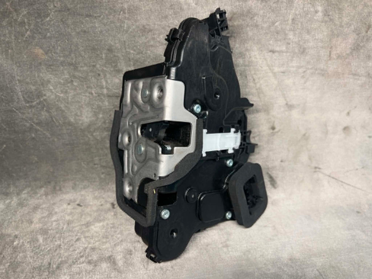 VW T-CROSS C11 TIGUAN 5NA POLO AW FRONT RIGHT DOOR LOCK ACTUATOR MECHANISM 10C837016B