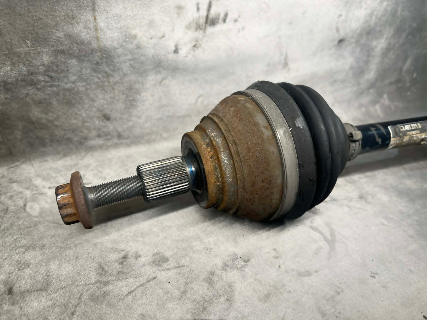 VW CADDY 1.6 2010-2015 DRIVE SHAFT LEFT 2K3407271B