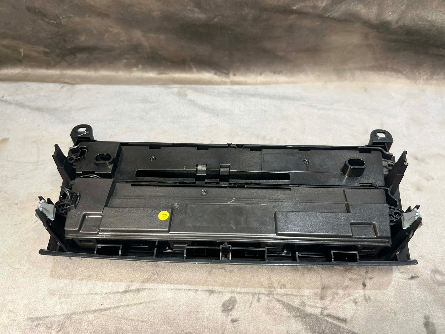 BMW 1 SERIES F20 A/C AIR CONDITIONING AND RADIO CONTROL PANEL 6832881 9287340