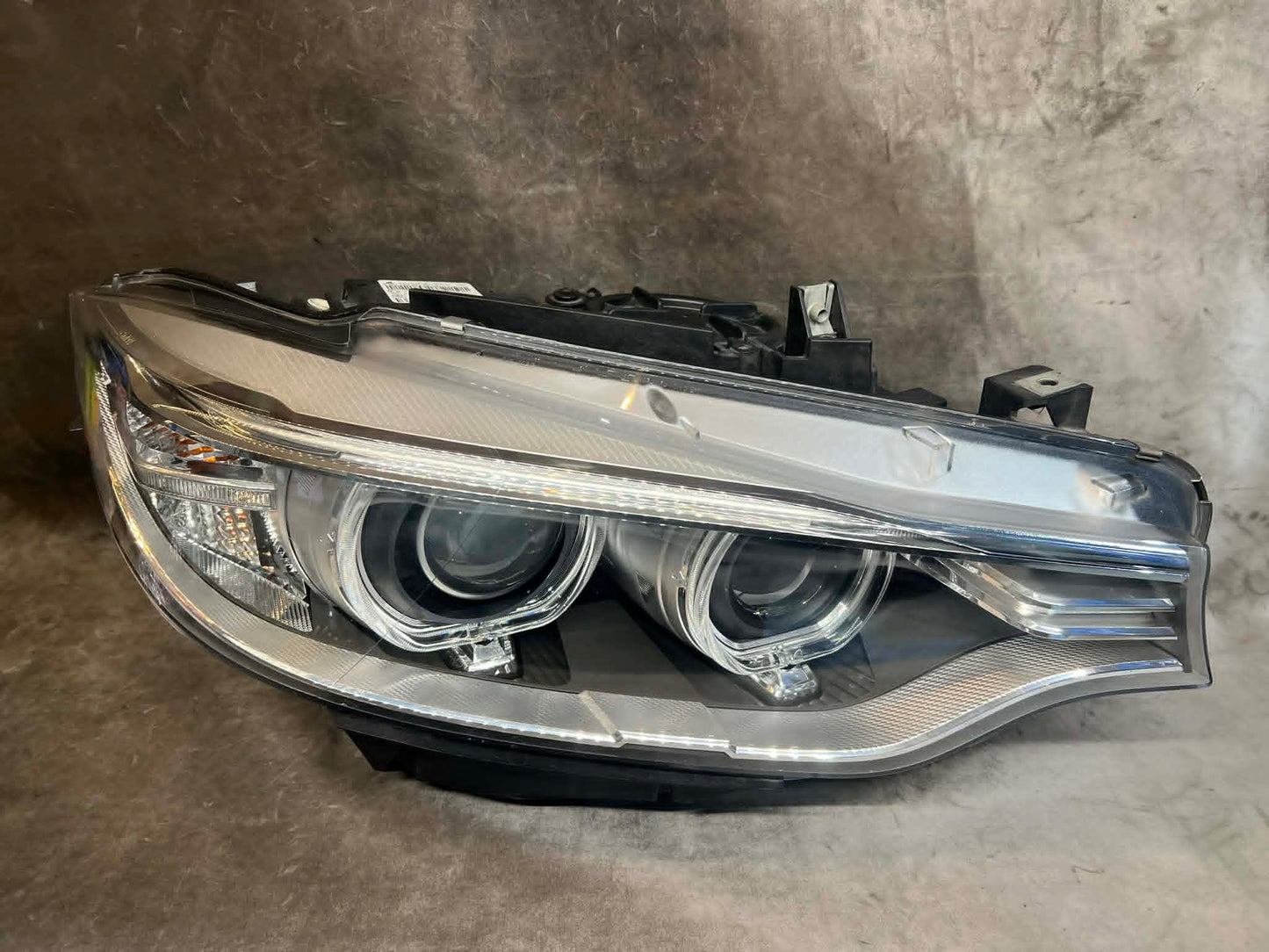 BMW 7410794
