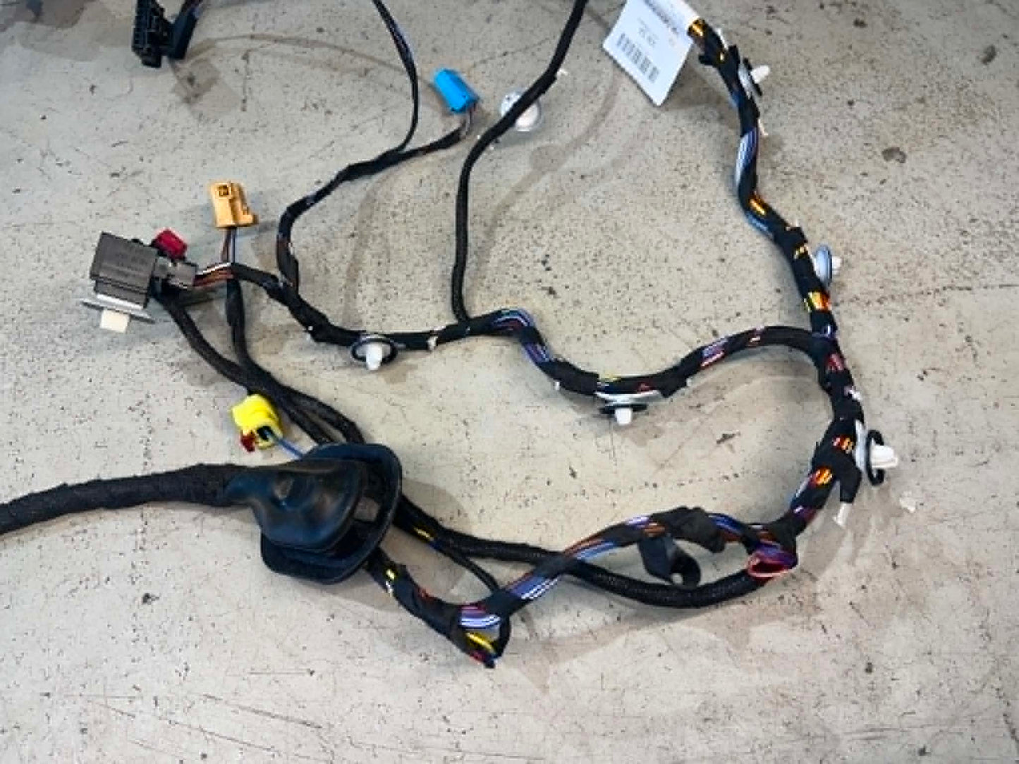 FORNT RIGHT DOOR HARNESS