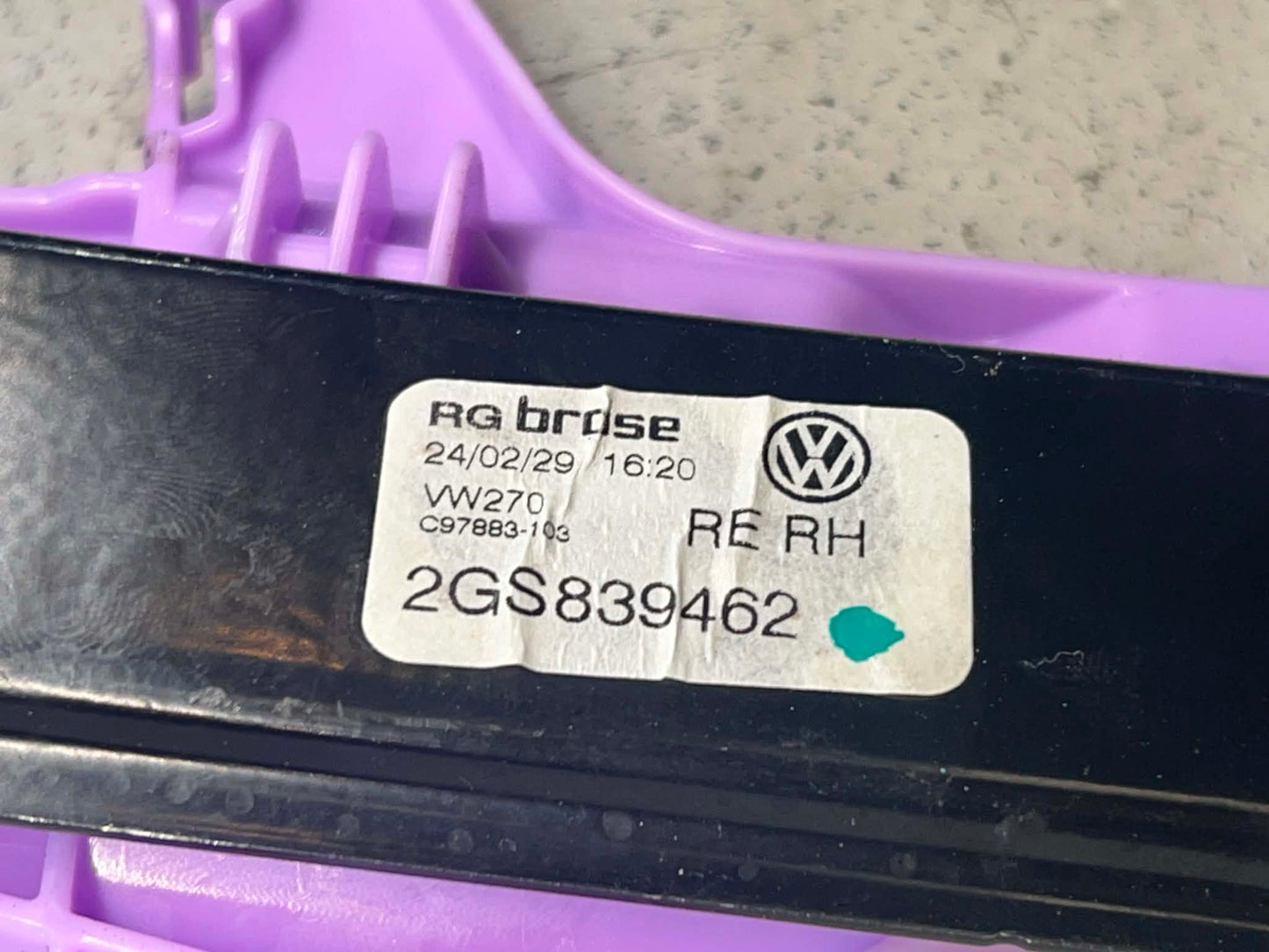 2GS839462 REAR RIGHT