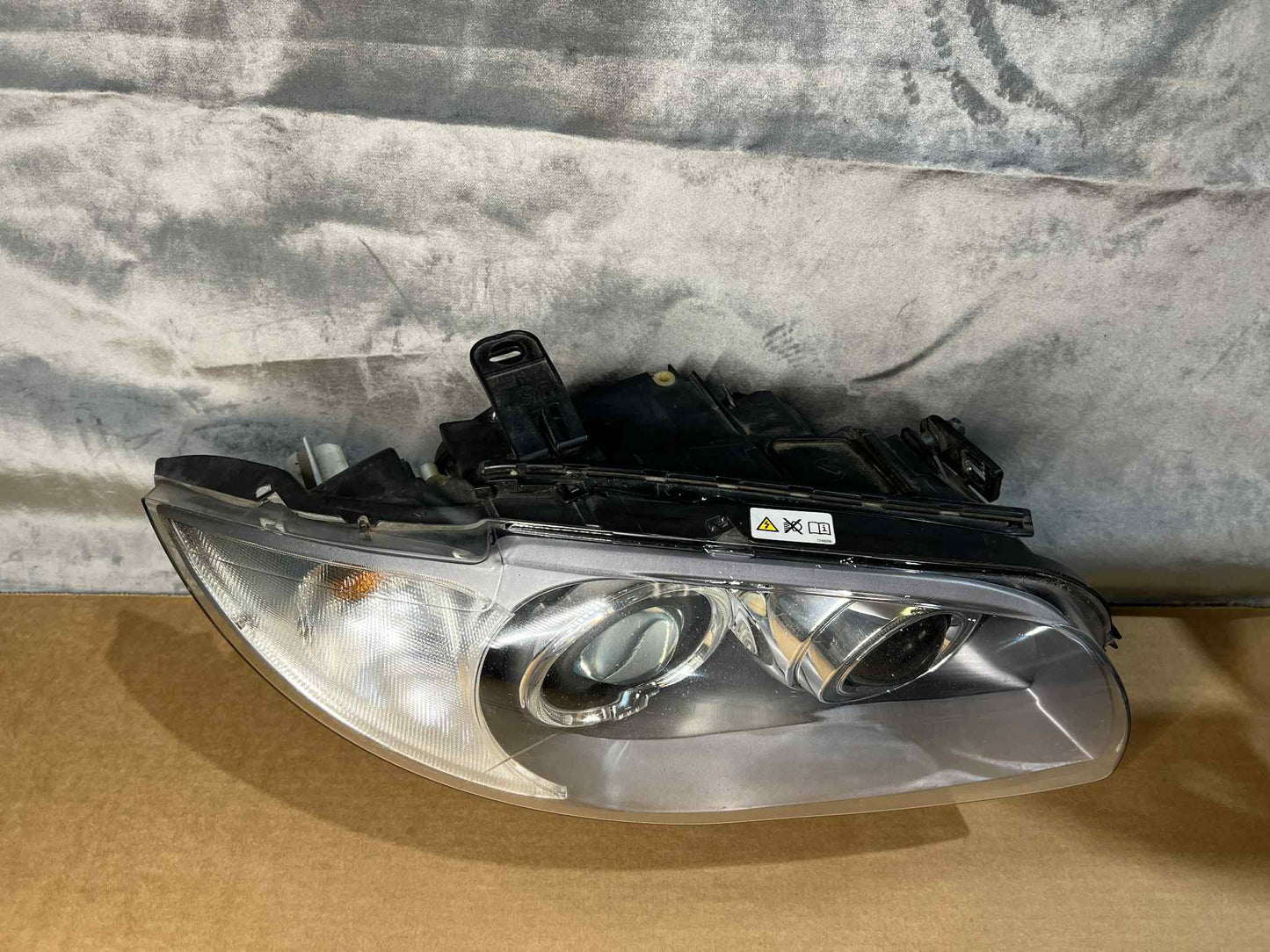 BMW 1 SERIES E82 E87 E88 RHS RIGHT XENON HEADLIGHT 7170294