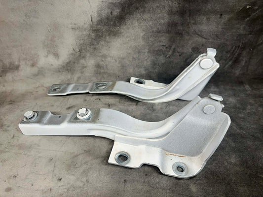 MG HS (SAS23) Bonnet Hinges Pair - White
