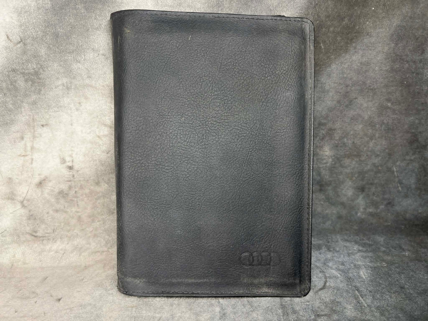 Audi A4 B7 Avant (Wagon) Owners Manual / User Handbook (Used, RHD Australia)