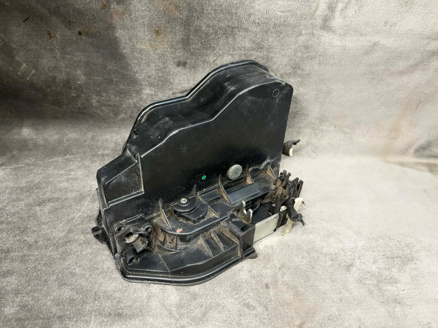 BMW 1 2 3 4 5 6 7 X SERIES FRONT RIGHT DOOR LOCK 7202144
