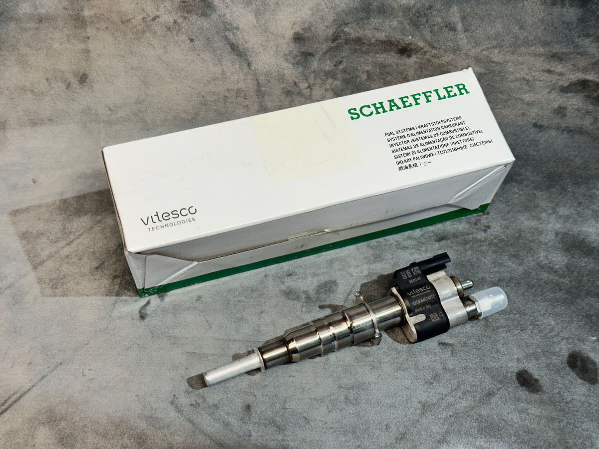 BRAND NEW GENUINE BMW N54 N63 INDEX 12 INJECTOR 7585261-12 - LRI Autoparts