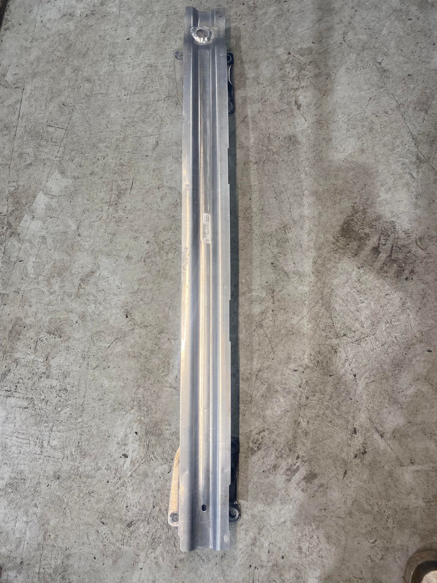 AUDI A5 S5 REAR CRASH BAR 8W0807309